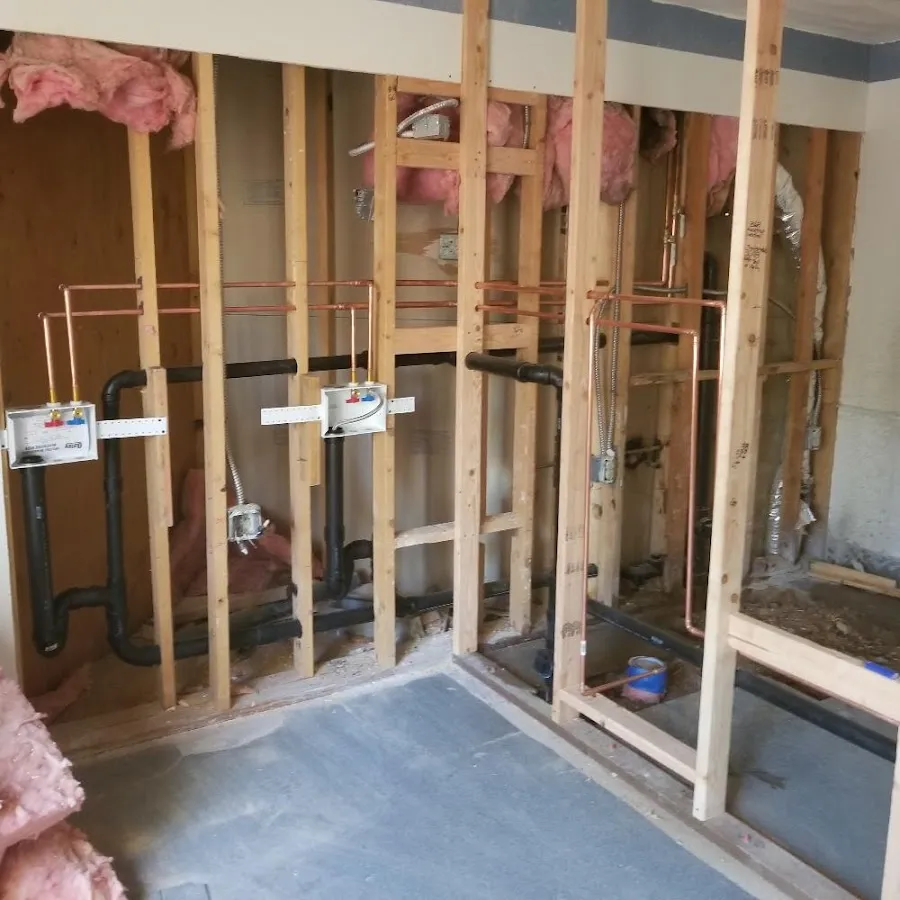 Copper pipe rough-in and plumbing installation in Syracuse